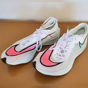 Nike ZoomX Vaporfly NEXT%
